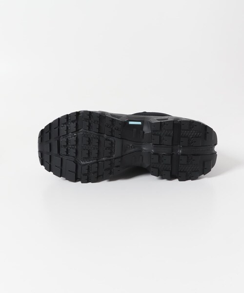 URBAN RESEARCH DOORS(アーバンリサーチドアーズ)の「On Cloudrock Low Wp(スニーカー・レディース・Black・23.5/24/24.5)」の6枚目の写真