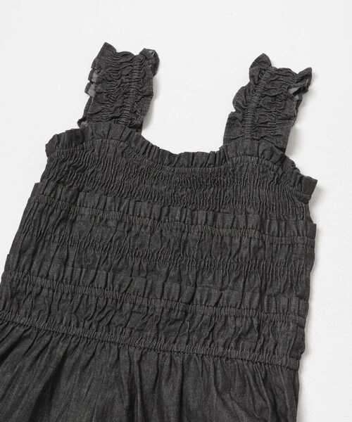 URBAN RESEARCH Sonny Label(アーバンリサーチサニーレーベル)の「フリルシャーリングサロペット(つなぎ/オールインワン・レディース・ブラック/インディゴ・36/38)」の12枚目の写真