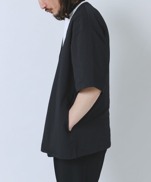 ITEMS URBANRESEARCH(アイテムズ アーバンリサーチ)の「『接触冷感/イージーケア/吸水速乾/撥水/防汚』高機能シアサッカー 半袖カーディガン(楽着シリーズ)(カーディガン/ボレロ・メンズ・BLACK/BEIGE/L.BLUE・M/L)」の8枚目の写真