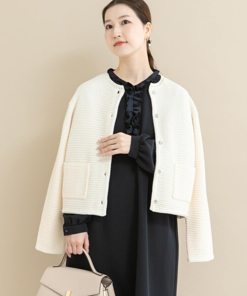 URBAN RESEARCH ROSSO（アーバンリサーチロッソ）の「『WEB/一部店舗限定』ツイードノーカラーニットジャケット（ノーカラージャケット・レディース・OFF/NAVY・Free）」の7枚目の写真