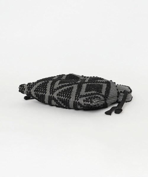 かぐれ（カグレ）の「Antonello　NINFE DRAWSTRING BAG（ショルダーバッグ・レディース・BLACK・Free）」の5枚目の写真
