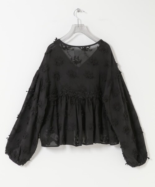 URBAN RESEARCH(アーバンリサーチ)の「crinkle crinkle crinkle 3D EMBROIDERY BOLERO(シャツ/ブラウス・レディース・WHITE/BLACK・Free)」の9枚目の写真