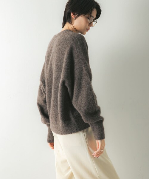 URBAN RESEARCH(アーバンリサーチ)の「FOX/CASHMEREルーズニット(ニット/セーター・レディース・L.PINK/TOP BROWN/BLACK・FREE)」の18枚目の写真