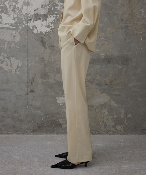 ADAM ET ROPE'（アダムエロペ）の「【EMOELLE】ソモウイージーパンツ（その他パンツ・レディース・ブラック/キナリ系・36/38）」の10枚目の写真