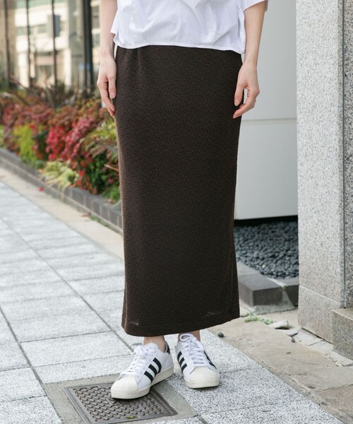ITEMS URBANRESEARCH(アイテムズ アーバンリサーチ)の「ジャガードタイトロングスカート(スカート・レディース・BRN/OFF/LVD・FREE)」の13枚目の写真