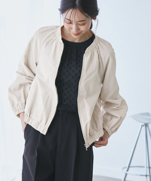 ROPE' PICNIC（ロペピクニック）の「【撥水加工・花粉ガード】リサイクルナイロンブルゾン（ブルゾン・レディース・チャコール/ホワイト系/ベージュ・38）」の20枚目の写真