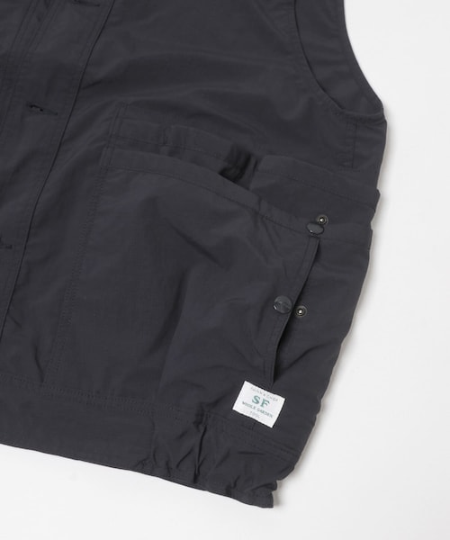URBAN RESEARCH DOORS（アーバンリサーチドアーズ）の「SASSAFRAS　OVERGROWN HIKER VEST（ベスト・メンズ・NAVY/BLACK・M/L）」の11枚目の写真