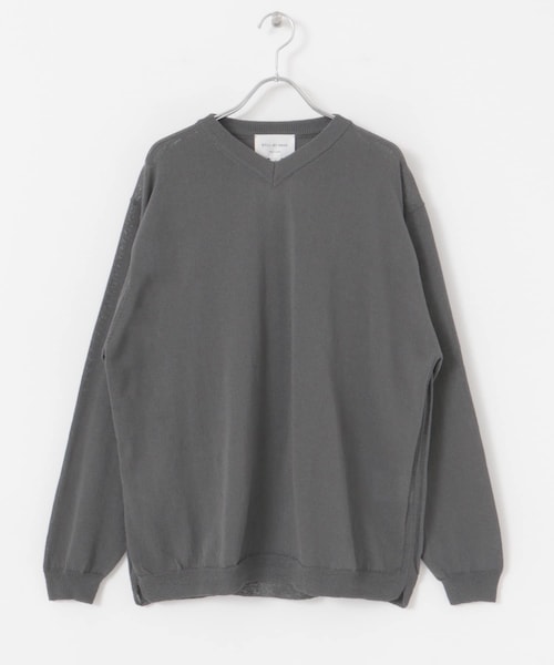 STILL BY HAND Shallow v-neck sweater