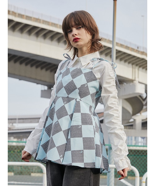 jouetie（ジュエティ）の「ギンガムパターンキャミチュニック【セットアップ対応】（キャミソール・レディース・ブラック/レッド/ピンク/ブルー/ブラウン・M）」の3枚目の写真