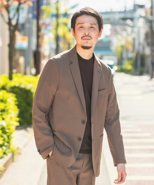 URBAN RESEARCH DOORS（アーバンリサーチドアーズ）の「『イージーケア』LIFE STYLE TAILOR　4WAYストレッチライトコンフォータブルJK（その他アウター・メンズ・MOCHA/NAVY/BLACK・S/M/L/XL）」の2枚目の写真