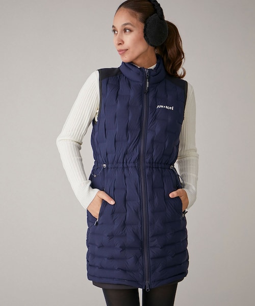 ROPE'（ロペ）の「【撥水】ストレッチナイロン　ダウンワンピース（ワンピース・レディース・ホワイト/ベージュ/ネイビー・L/M/S）」の7枚目の写真