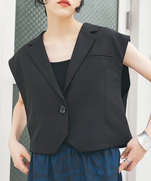 KBF（ケイビーエフ）の「ルーズテーラードベスト（テーラードジャケット・レディース・SAND/BLACK・one）」の5枚目の写真