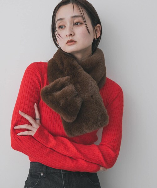 SENSE OF PLACE by URBAN RESEARCH(センスオブプレイスバイアーバンリサーチ)の「ボリュームエコファーティペット(マフラー・レディース・BROWN/MOCHA/BEIGE・one)」の9枚目の写真