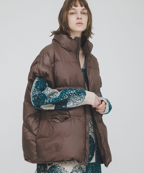 LAATO（ラート）の「short-sleeved down vest（その他アウター・レディース・チョコレート/ラクダ・FREE）」の3枚目の写真