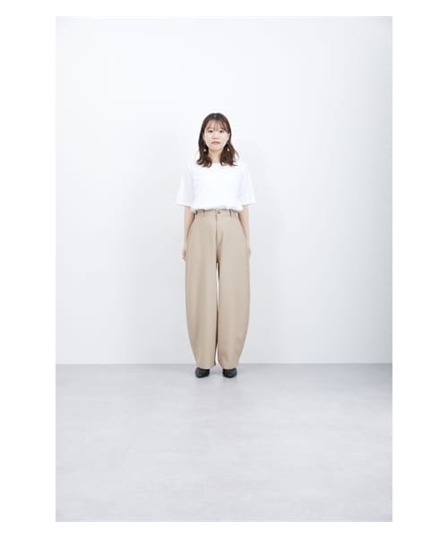 nissen（ニッセン）の「高身長　接触冷感ツイルカーブパンツ（UVカット・防シワ）（トールサイズ）（パンツ・レディース・ベージュ/グレー/ブラック・MTT/LTT/LLTT/3LTT）」の3枚目の写真