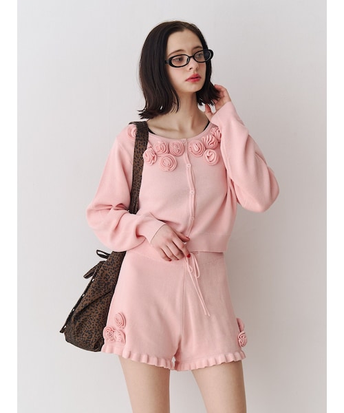 jouetie（ジュエティ）の「ローズモチーフコンパクトニット【セットアップ対応】（ニット/セーター・レディース・グレー/ブラック/ピンク・M）」の3枚目の写真