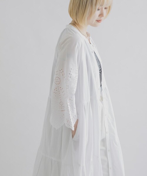 THE GOODLAND MARKET（ザグッドランドマーケット）の「FANAKA　ティアードドレス（ワンピース・レディース・WHITE/BLACK/BLUE・Free）」の8枚目の写真