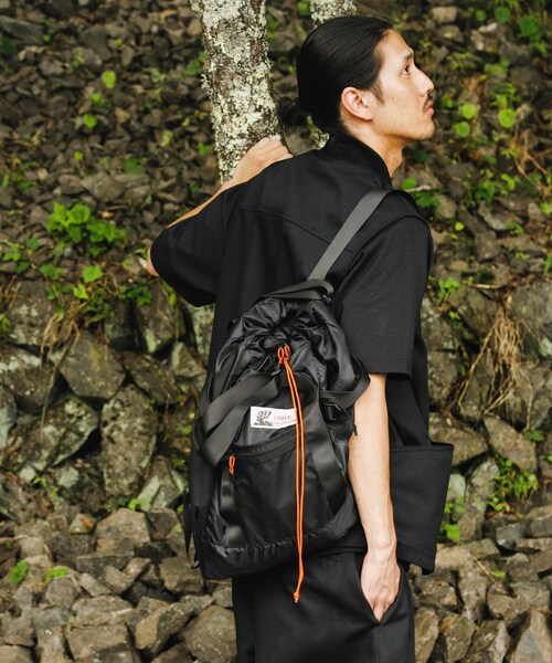 EKAL（エカル）の「『別注』Caribou Mountaineering×EKAL　L.WEIGHT PACKTOTE（トートバッグ・メンズ・BLACK/BROWN・one）」の9枚目の写真