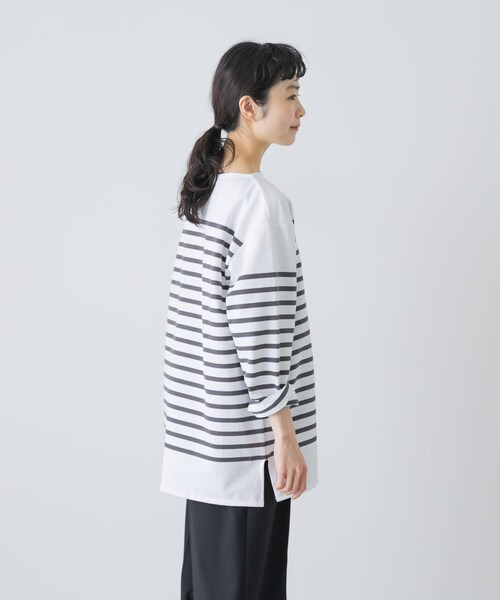 かぐれ（カグレ）の「ORCIVAL　BOAT NECK LONG-SLEEVE PULLOVER（Tシャツ/カットソー・レディース・BLUE/STEEL GREY・6）」の7枚目の写真