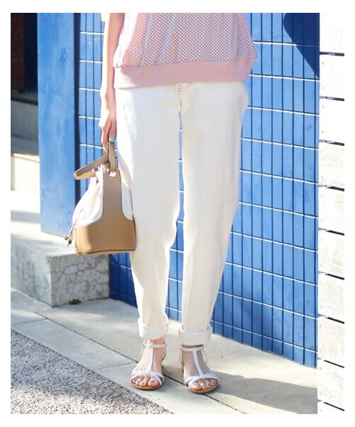 nissen（ニッセン）の「大きいサイズ プチハイウエストギャザーデザインストレッチテーパードパンツ（ゆったりヒップ）（パンツ・レディース・トマトレッド/オフホワイト/黒・L/LL/3L/4L/5L/6L/8L/10L）」の13枚目の写真