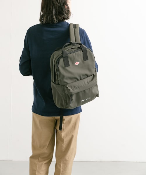 URBAN RESEARCH DOORS(アーバンリサーチドアーズ)の「DANTON PEUPLIERS17(バックパック/リュック・レディース・BLACK/DK.OLIVE・one)」の2枚目の写真