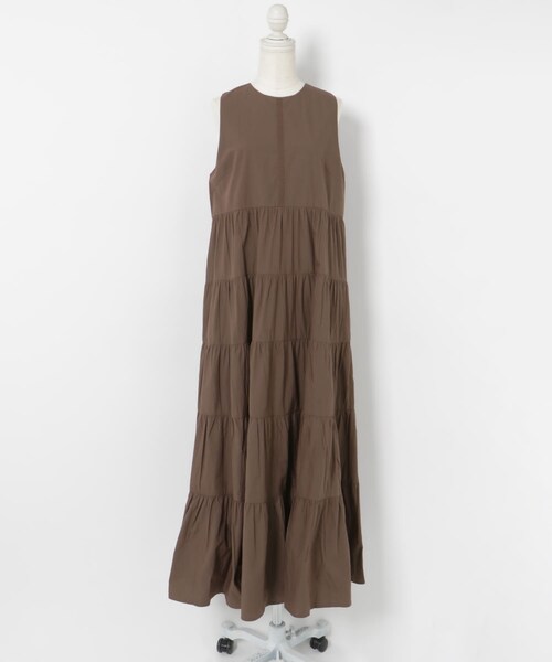 THE GOODLAND MARKET（ザグッドランドマーケット）の「FANAKA　Poplin tiered dress（ワンピース・レディース・58BRN/BLACK/024BLU・FREE）」の14枚目の写真