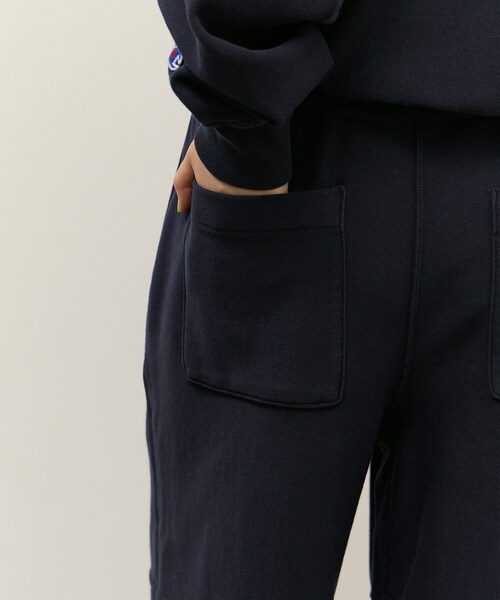 ADAM ET ROPE'（アダムエロペ）の「【Champion for ADAM ET ROPE'】別注 SWEAT WIDE PANTS（その他パンツ・レディース・オフホワイト/ブラウン系/ネイビー・M/S）」の16枚目の写真