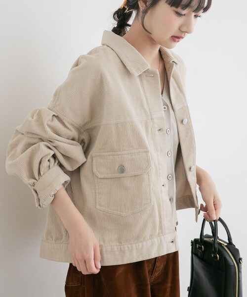 ITEMS URBANRESEARCH（アイテムズ アーバンリサーチ）の「コーデュロイジャケット（カバーオール・レディース・ECRU/CHA/CHERRY・Free）」の7枚目の写真