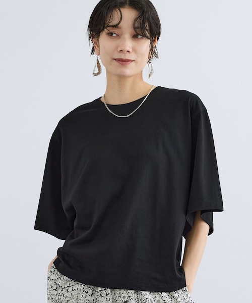 ADAM ET ROPE'(アダムエロペ)の「プリマベールハーフスリーブTシャツ / UVケア(Tシャツ/カットソー・レディース・ブラック/オフホワイト/キャメル・F)」の5枚目の写真