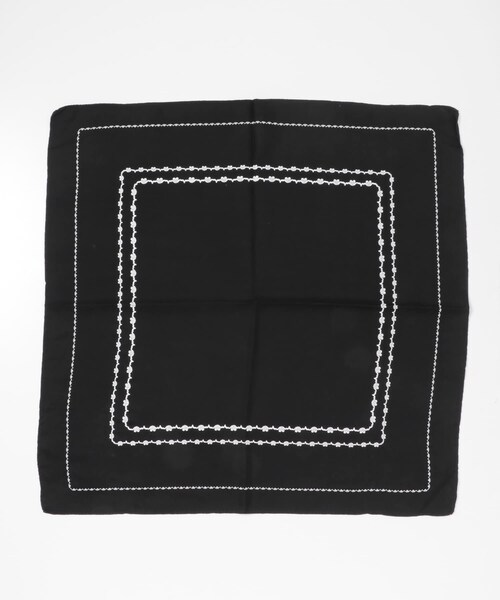 URBAN RESEARCH ROSSO（アーバンリサーチロッソ）の「JAMIRAY　HEART EMB SCARF S（バンダナ/スカーフ・レディース・BLACK/BEIGE・One）」の3枚目の写真