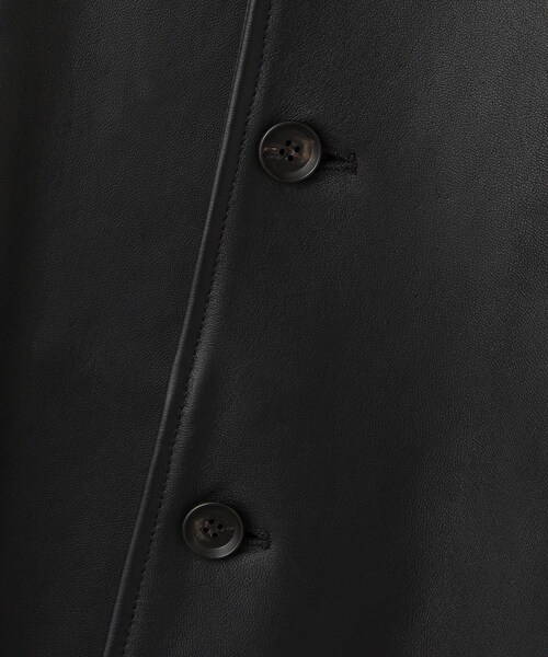 ADAM ET ROPE'(アダムエロペ)の「【CINQUANTA for ADAM ET ROPE'】別注 Leather Car Coat(ステンカラーコート・レディース・ブラック・F)」の15枚目の写真