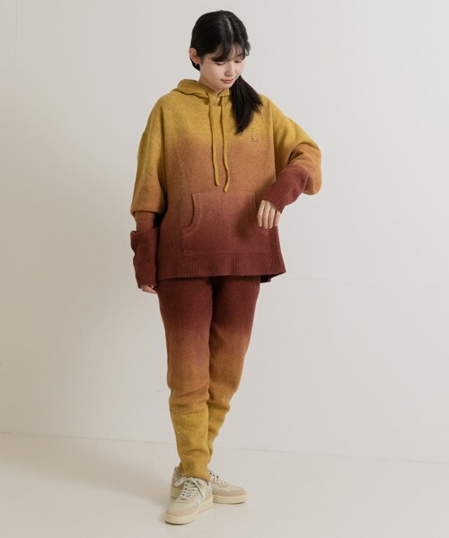 THE GOODLAND MARKET（ザグッドランドマーケット）の「Abode of Snow　Yeti Sweat Hoodie（ニット/セーター・レディース・Orange/Yello・2）」の6枚目の写真