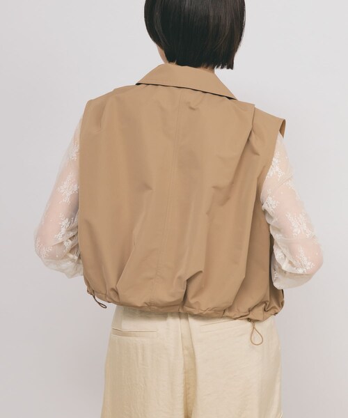 KBF（ケイビーエフ）の「コンパクトバルーンベスト（ベスト・レディース・BLACK/CAMEL・one）」の17枚目の写真