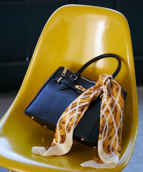 VIS（ビス）の「【新色追加】【2WAY】フロント金具3層トートバッグ（ショルダーバッグ・レディース・ブラック/キナリ/サックス/ベージュ・F）」の18枚目の写真