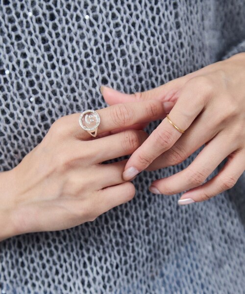 ADAM ET ROPE'(アダムエロペ)の「【J'aDoRe・店舗限定】【MALUS /マリュス】Crystal smile ring(リング・レディース・シルバー・10/11/12)」の6枚目の写真