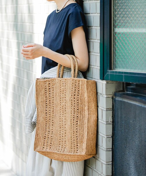 URBAN RESEARCH（アーバンリサーチ）の「CAMALYA　MILANA（かごバッグ・レディース・The/Sangria・-）」の2枚目の写真