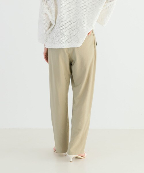 URBAN RESEARCH(アーバンリサーチ)の「ポプリンイージーパンツ(その他パンツ・レディース・BEIGE/BLUEGRAY・36/38)」の18枚目の写真