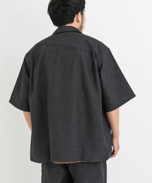 EKAL（エカル）の「『吸水速乾/UVカット/UR TECH』ハイツイストショートスリーブシャツ（シャツ/ブラウス・メンズ・モカグレー/チャコール・M/L）」の6枚目の写真