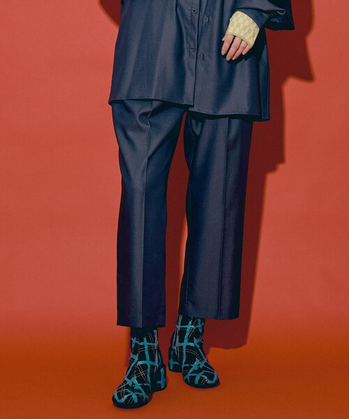 THE GOODLAND MARKET（ザグッドランドマーケット）の「『別注』MIDIUMISOLID×TGM　Center press pants（その他パンツ・レディース・C.Gray/Blue/l.Beige・one）」の7枚目の写真