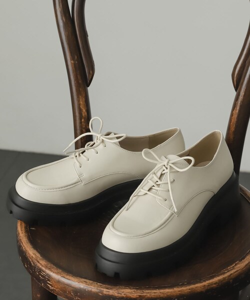 SENSE OF PLACE by URBAN RESEARCH（センスオブプレイスバイアーバンリサーチ）の「レースアップボリュームソールシューズ（ドレスシューズ・レディース・IVORY/BLACK・S/M/L）」の7枚目の写真