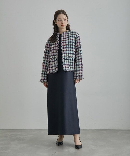 ROPE'(ロペ)の「【一部店舗限定】【LINTON】 ファンシーツイードノーカラージャケット(ノーカラージャケット・レディース・ベージュ系/ネイビー系・36/38)」の21枚目の写真
