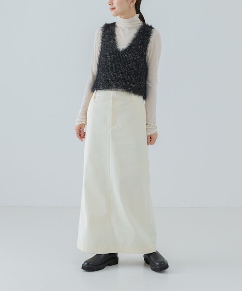 URBAN RESEARCH(アーバンリサーチ)の「トリコットコーデュロイスカート(スカート・レディース・BROWN/OFF WHITE・36/38)」の7枚目の写真