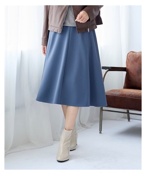 nissen（ニッセン）の「＜大きいサイズ＞ あったか裏起毛カットジョーゼットフレアスカート（ゆったりヒップ）■大人の落ち感シリーズ■（スカート・レディース・黒/ローズピンク/キャメルベージュ/アズールブルー/チャコール・L/LL/3L/4L/5L/6L/8L/10L）」の18枚目の写真