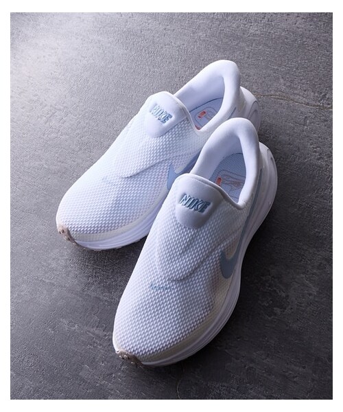 nissen（ニッセン）の「NIKE（ナイキ）WSレボリューション8イージーオン（スニーカー・メンズ・BLACK/WHITE/PHANTOM/TATTOO-WHITE/BLACK/BLACK/WHITE/HYDROGEN BLUE・22.5cm/23.0cm/23.5cm/24.0cm/24.5cm/25.0cm）」の6枚目の写真