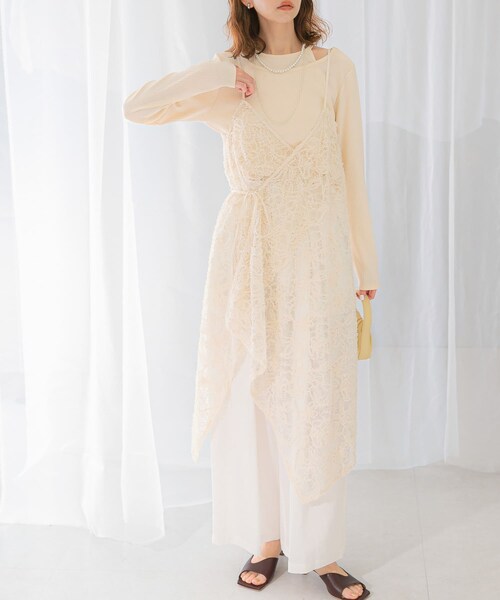 URBAN RESEARCH ROSSO（アーバンリサーチロッソ）の「レースデザインキャミワンピース（ワンピース・レディース・off・FREE）」の4枚目の写真