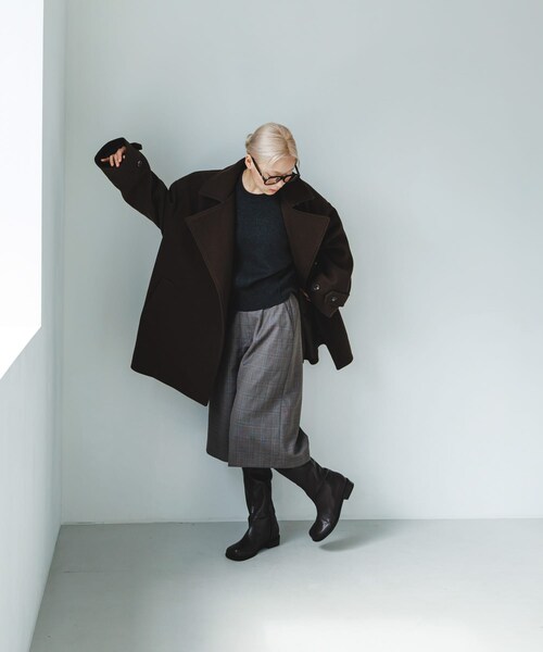 KBF（ケイビーエフ）の「BIGカラーミドルコート（テーラードジャケット・レディース・FOG BEIGE/BROWN/BLACK・one）」の20枚目の写真