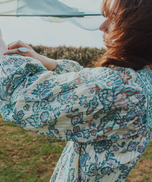 URBAN RESEARCH ROSSO（アーバンリサーチロッソ）の「sara mallika　PAISLEY FLOWER PRINT DRESS（ワンピース・レディース・BLACK/GREEN・S/M）」の2枚目の写真