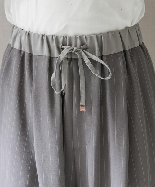 URBAN RESEARCH ROSSO（アーバンリサーチロッソ）の「ピンストライプイージーパンツ（その他パンツ・レディース・L.BEIGE/CHARCOAL・FREE）」の18枚目の写真
