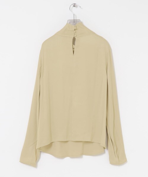 URBAN RESEARCH(アーバンリサーチ)の「RECTO SATIN BLOUSE(シャツ/ブラウス・レディース・L BEIGE・S)」の6枚目の写真
