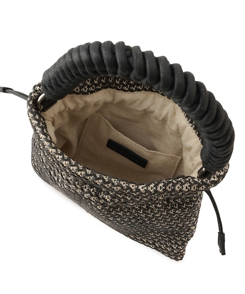 ADAM ET ROPE'（アダムエロペ）の「ブレイドハンドル巾着バッグ（ショルダーバッグ・レディース・ブラック/ホワイト・F）」の14枚目の写真